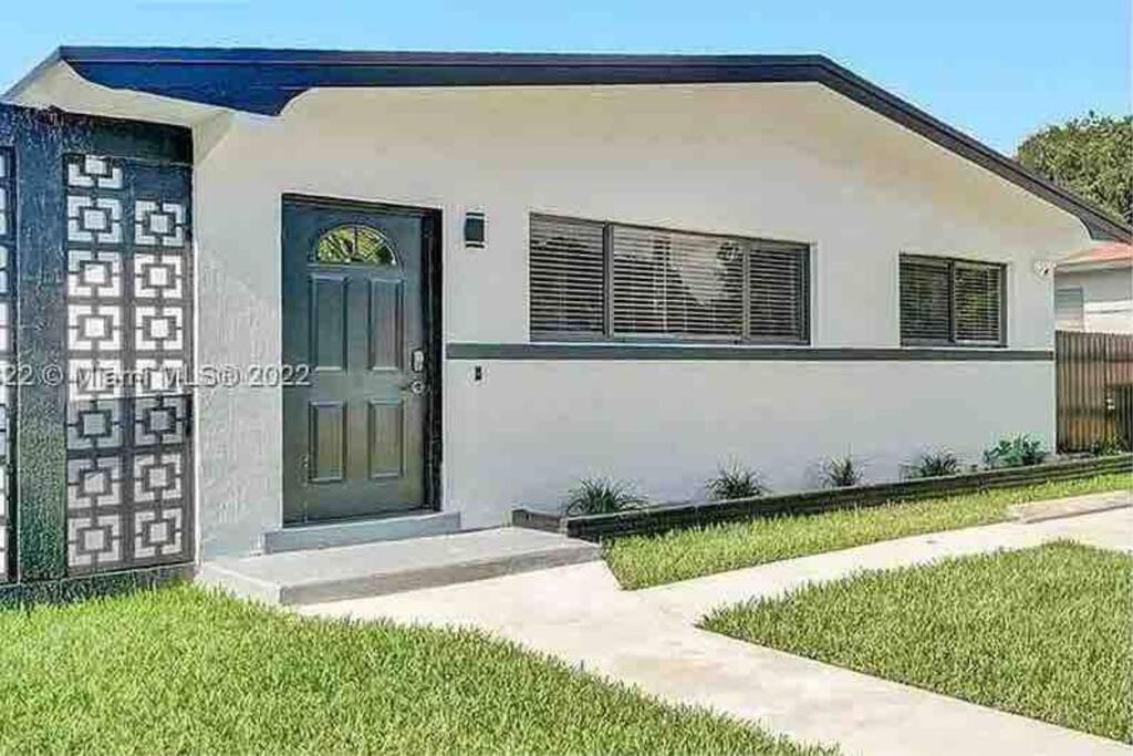 Newly Renovated/Near Sunny Isles Beach/Fre-Parking North Miami Beach Exterior foto